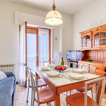 אלסיו Bluemind Apartment 500M From Sea - Happy Rentals מראה חיצוני תמונה